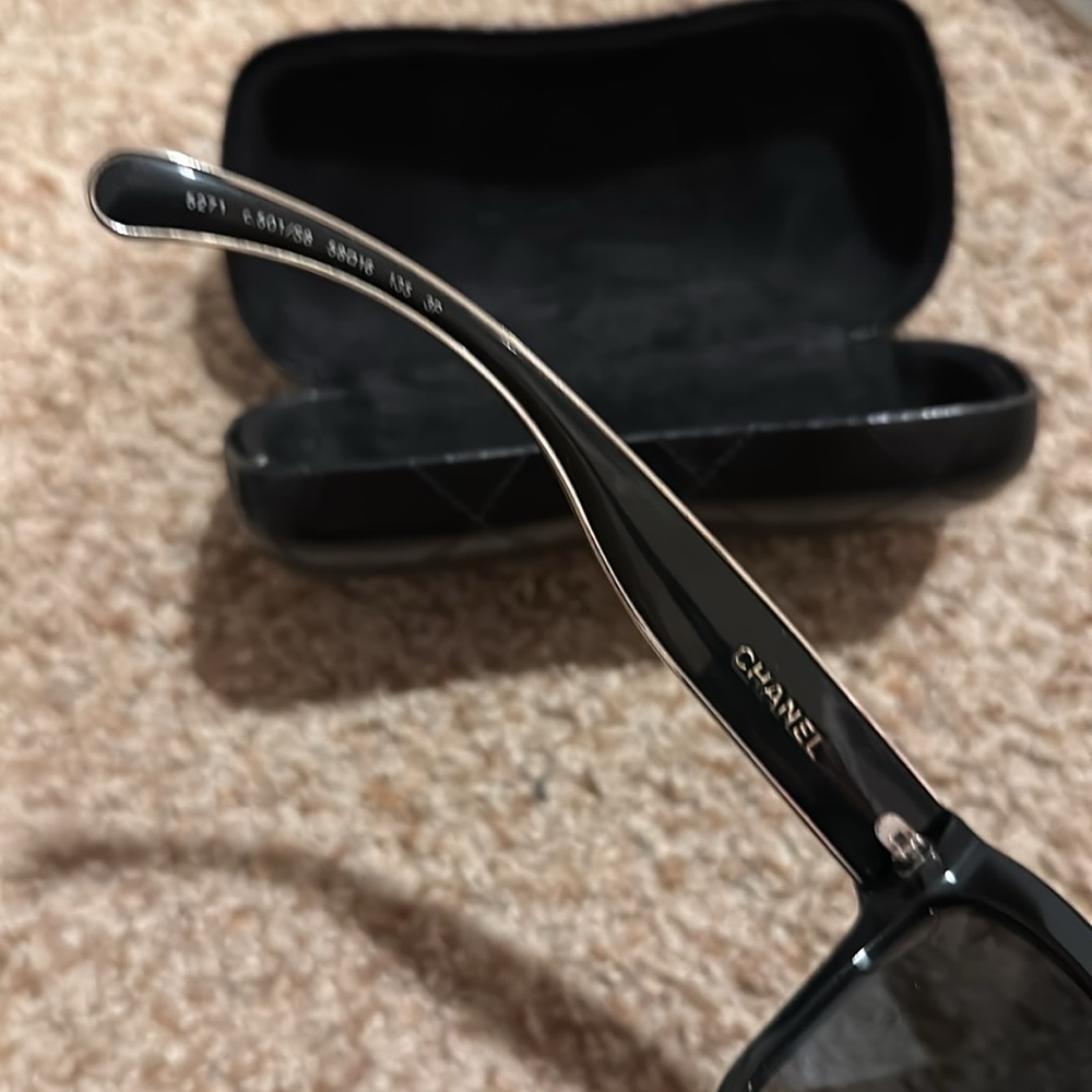 Chanel cat eye sunglasses - Picture 4 of 8